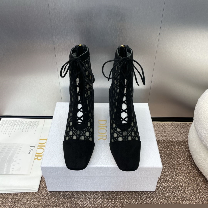 ch**an D*or boots